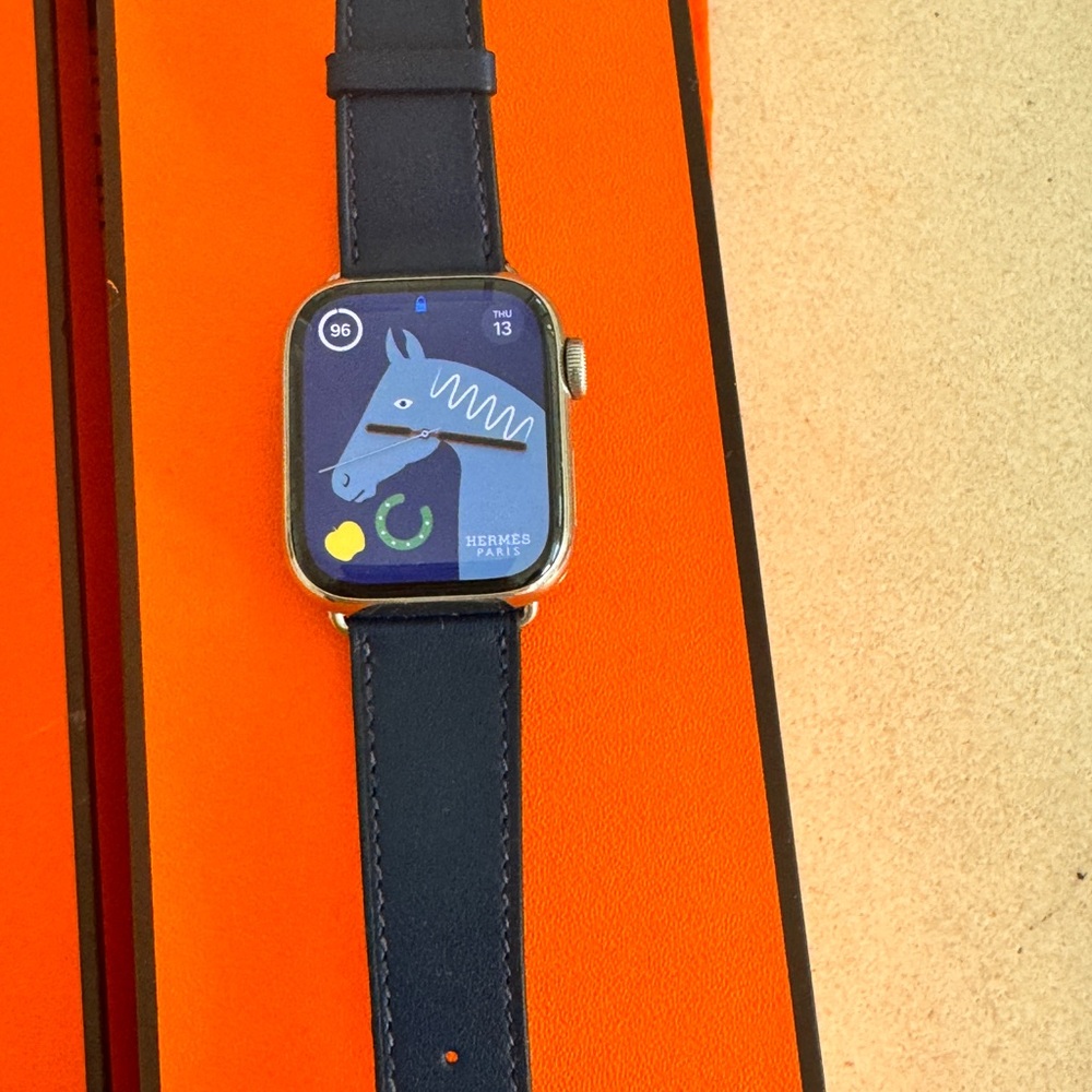 Hermes Navy Blue Single Tour Leather Apple Watch - Picture 9 of 16